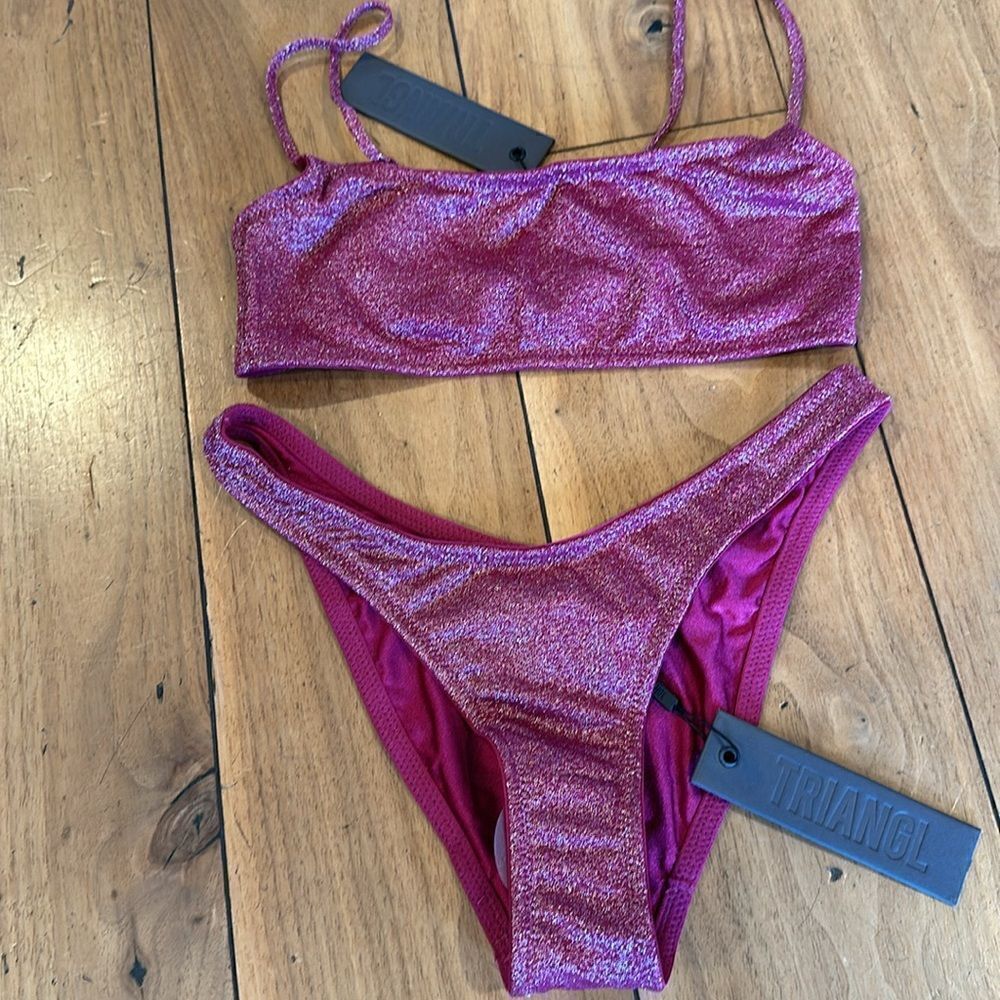 TRIANGL MICA - CHEEKY GRAPE SPARKLE SET NO BAG NEW WITH TAGS - Picture 6 of 7